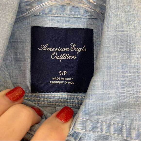 American Eagle Light Wash Button Down Shirt - Picture 2 of 4